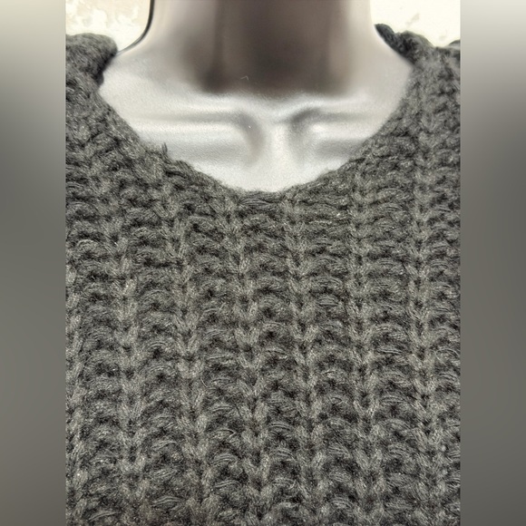 Chunky Knit Black Hooded Sweater NWT | Soft Mohair Blend Pullover | Sizes S & M - Picture 6 of 10